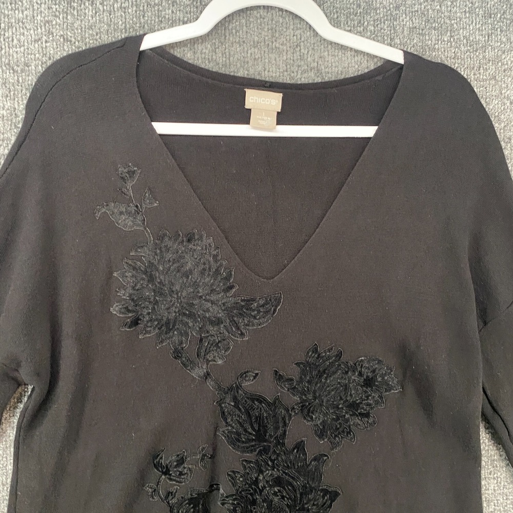 Chicos Sweater Womens M Tunic Black Velvet Burnout V-Neck Casual Whimsigoth Boho - Picture 2 of 7